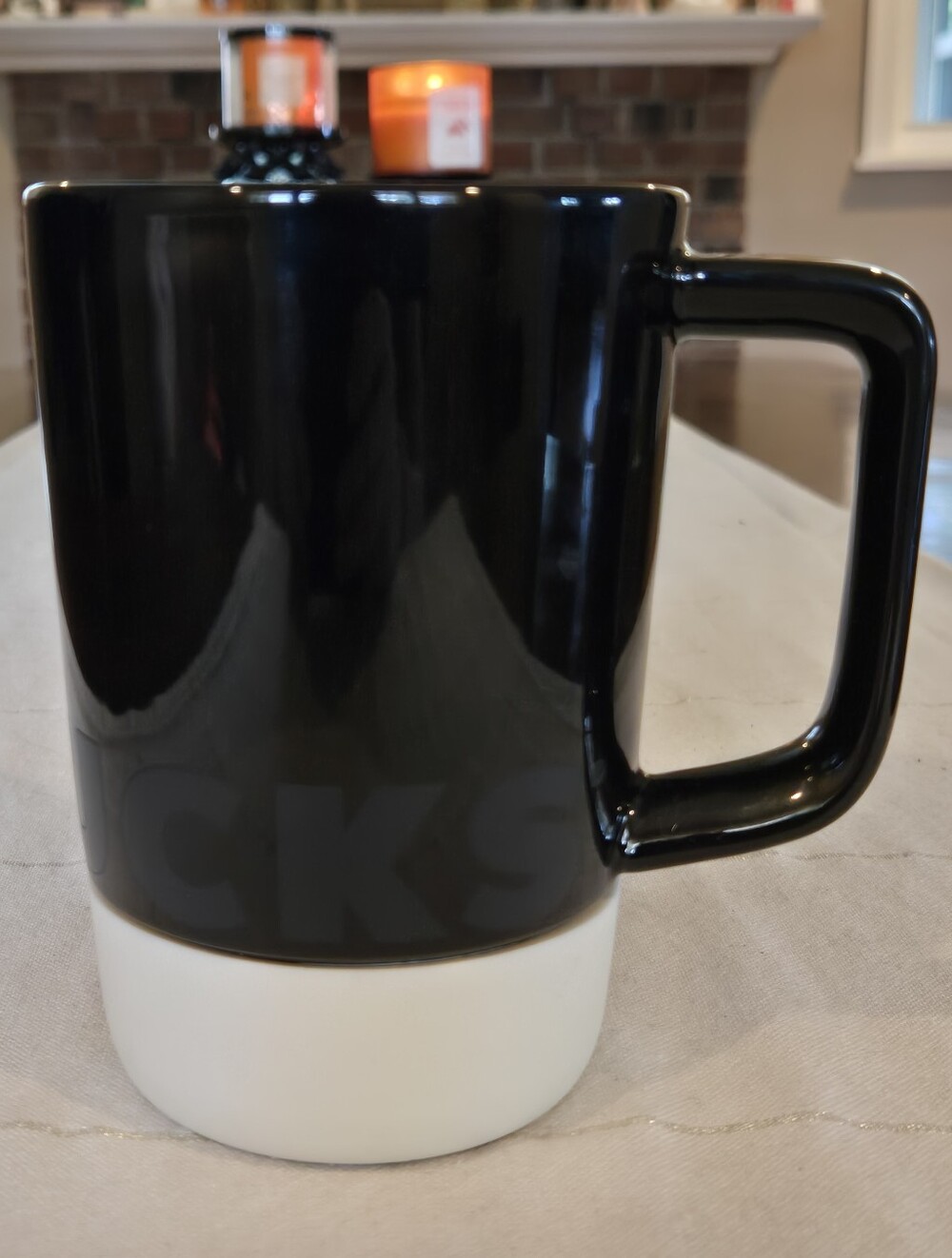 NWT Starbucks 2025 Black & White Desktop Word Mark Logo Ceramic Mug 14oz